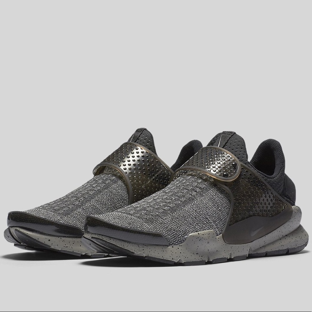 Nike Sock Dart SE Premium ‘Black Dust’